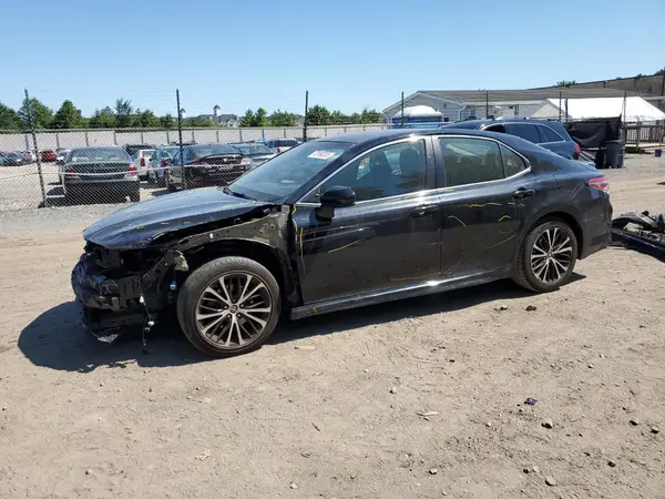 JTNB11HK7J3009923 2018 TOYOTA CAMRY - Image 1