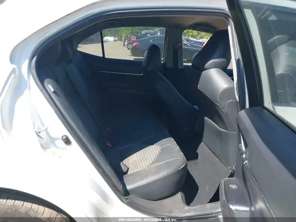 JTNB11HK7J3015723 2018 TOYOTA CAMRY - Image 8
