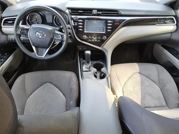 JTNB11HK7J3015978 2018 TOYOTA CAMRY - Image 8