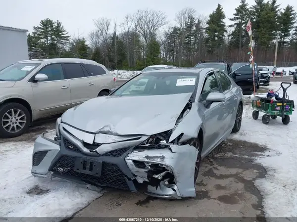 JTNB11HK7J3016144 2018 TOYOTA CAMRY - Image 2