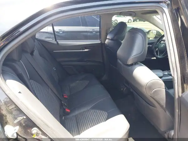 JTNB11HK7J3018976 2018 TOYOTA CAMRY - Image 8