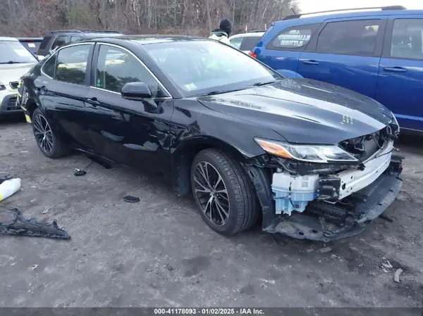 JTNB11HK7J3019240 2018 TOYOTA CAMRY - Image 1