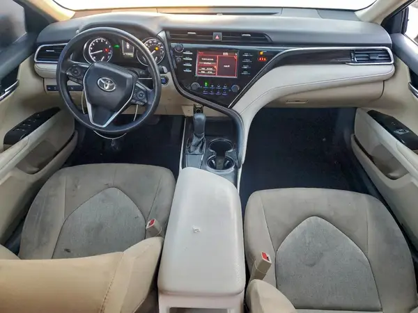 JTNB11HK7J3019481 2018 TOYOTA CAMRY - Image 8