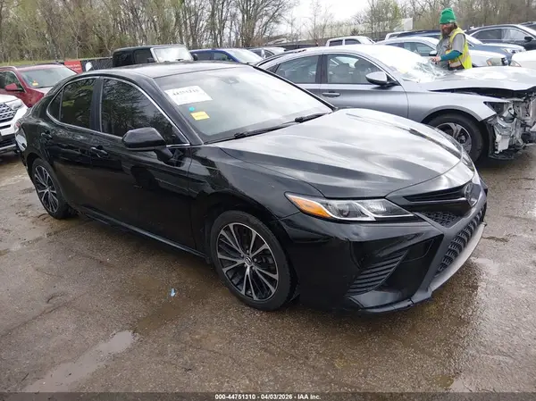 JTNB11HK7J3020128 2018 TOYOTA CAMRY - Image 1