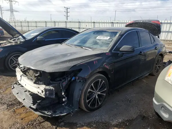 JTNB11HK7J3020405 2018 TOYOTA CAMRY - Image 1
