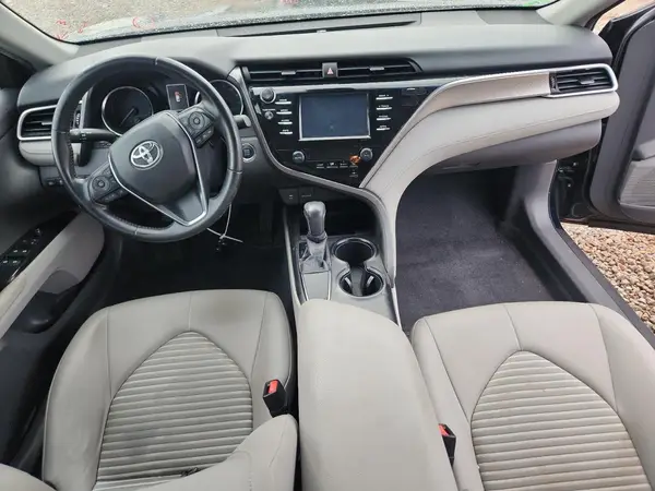 JTNB11HK7J3020842 2018 TOYOTA CAMRY - Image 8