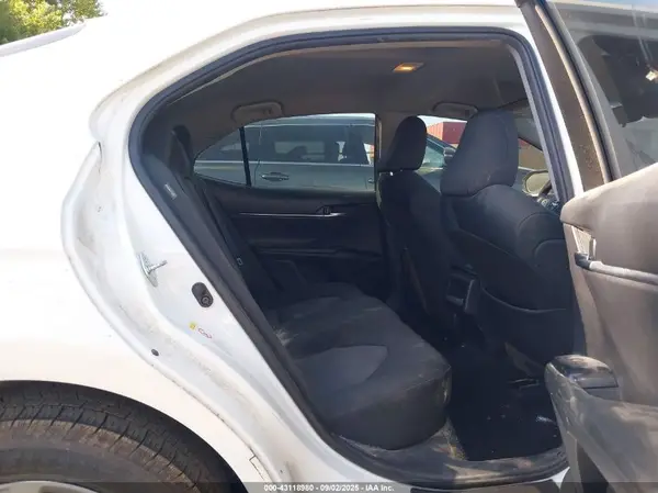 JTNB11HK7J3022655 2018 TOYOTA CAMRY - Image 8