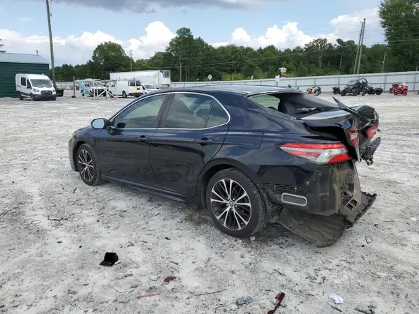 JTNB11HK7J3025037 2018 TOYOTA CAMRY - Image 2