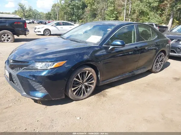 JTNB11HK7J3025149 2018 TOYOTA CAMRY - Image 2