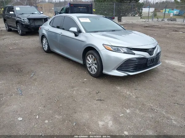 JTNB11HK7J3025152 2018 TOYOTA CAMRY - Image 1