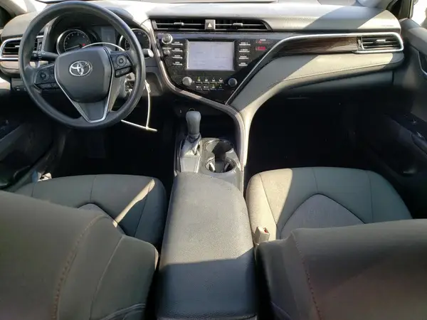 JTNB11HK7J3026348 2018 TOYOTA CAMRY - Image 8