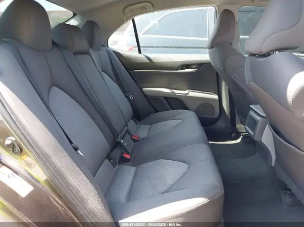 JTNB11HK7J3026821 2018 TOYOTA CAMRY - Image 8