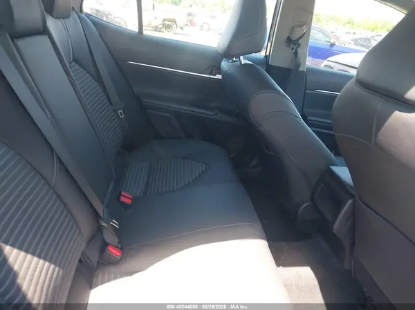 JTNB11HK7J3027984 2018 TOYOTA CAMRY - Image 8