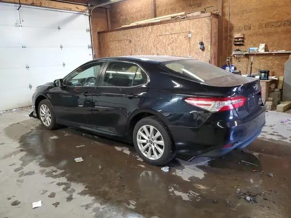 JTNB11HK7J3028195 2018 TOYOTA CAMRY - Image 2