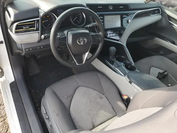 JTNB11HK7J3029847 2018 TOYOTA CAMRY - Image 8