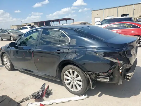 JTNB11HK7J3030223 2018 TOYOTA CAMRY - Image 2