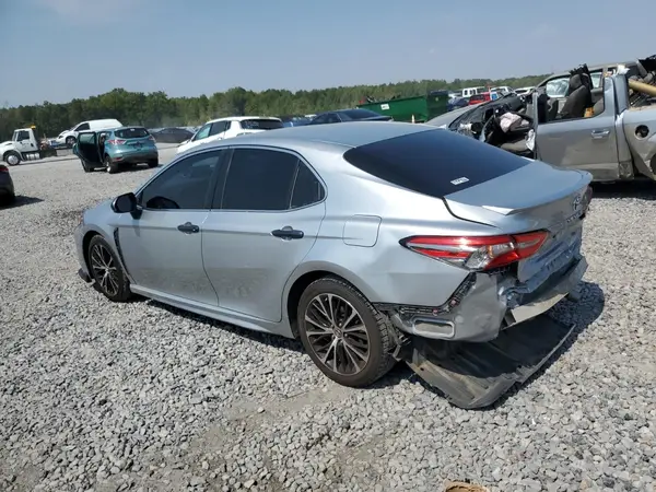 JTNB11HK7J3031145 2018 TOYOTA CAMRY - Image 2