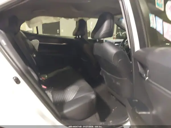 JTNB11HK7J3031176 2018 TOYOTA CAMRY - Image 8