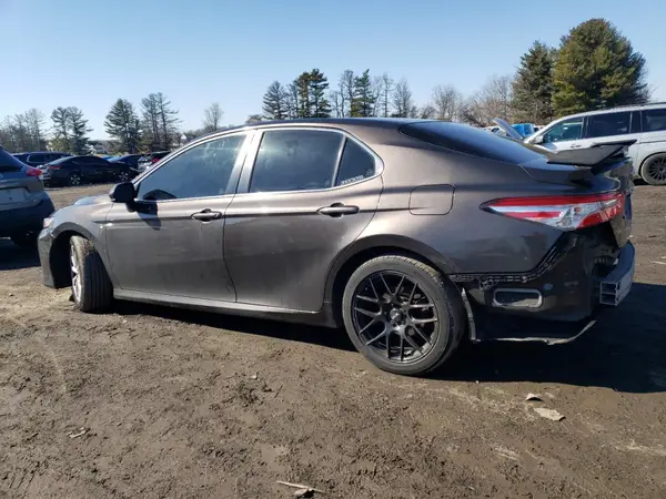 JTNB11HK7J3034515 2018 TOYOTA CAMRY - Image 2