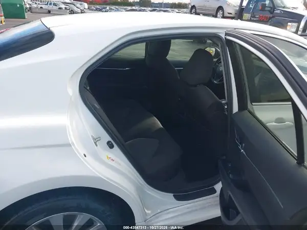 JTNB11HK7J3035213 2018 TOYOTA CAMRY - Image 8