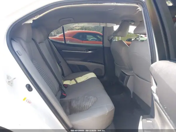 JTNB11HK7J3037785 2018 TOYOTA CAMRY - Image 8