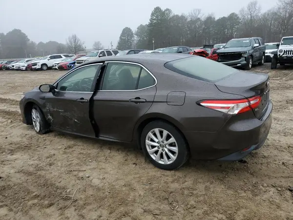 JTNB11HK7J3041187 2018 TOYOTA CAMRY - Image 2
