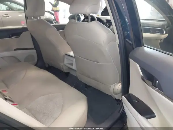 JTNB11HK7J3041836 2018 TOYOTA CAMRY - Image 8