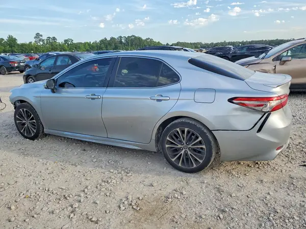 JTNB11HK7J3042436 2018 TOYOTA CAMRY - Image 2