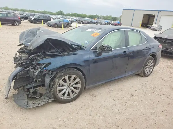 JTNB11HK7J3042856 2018 TOYOTA CAMRY - Image 1