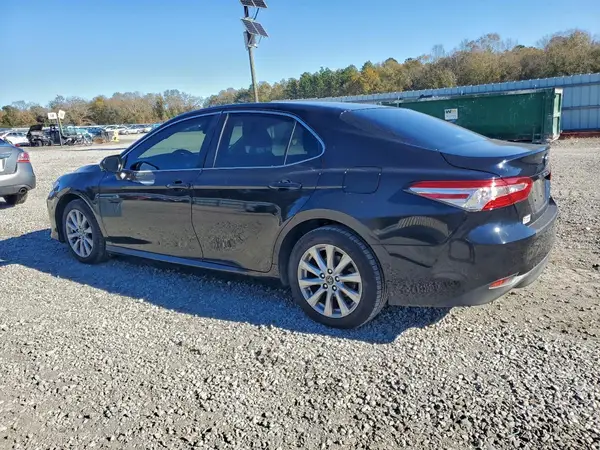 JTNB11HK7J3044705 2018 TOYOTA CAMRY - Image 2
