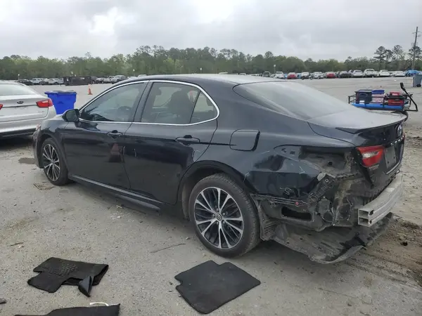 JTNB11HK7J3045076 2018 TOYOTA CAMRY - Image 2