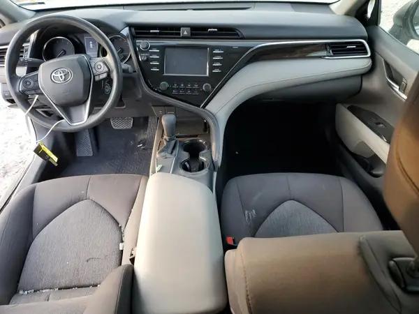 JTNB11HK7J3045143 2018 TOYOTA CAMRY - Image 8