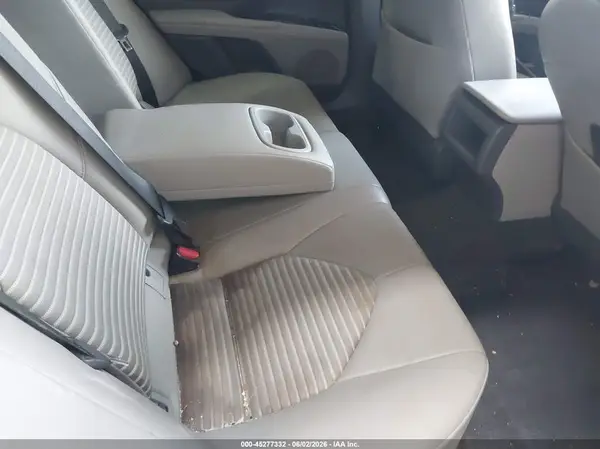 JTNB11HK7J3045613 2018 TOYOTA CAMRY - Image 8