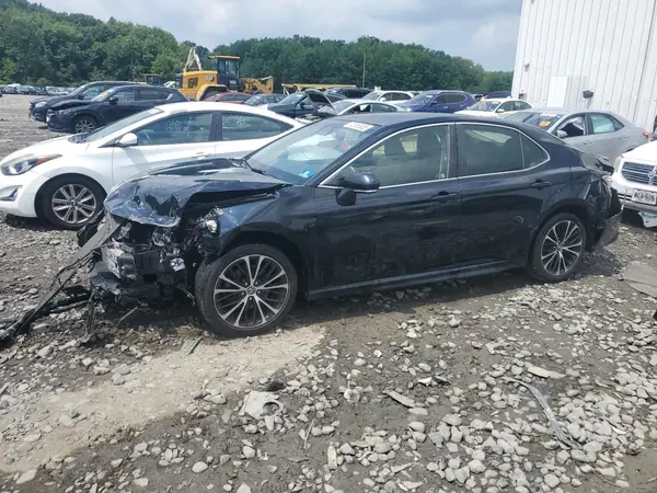 JTNB11HK7J3046793 2018 TOYOTA CAMRY - Image 1