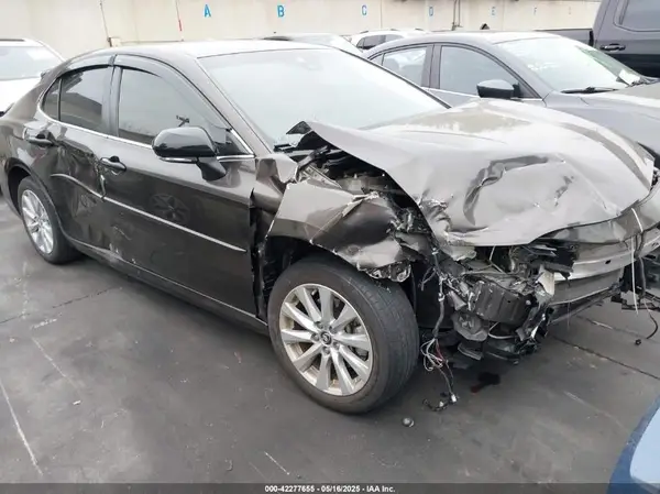 JTNB11HK7J3047491 2018 TOYOTA CAMRY - Image 1