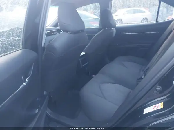 JTNB11HK7J3067983 2018 TOYOTA CAMRY - Image 8