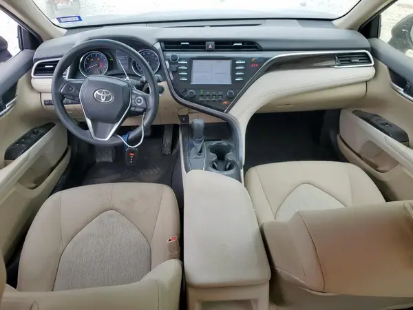 JTNB11HK7J3069054 2018 TOYOTA CAMRY - Image 8