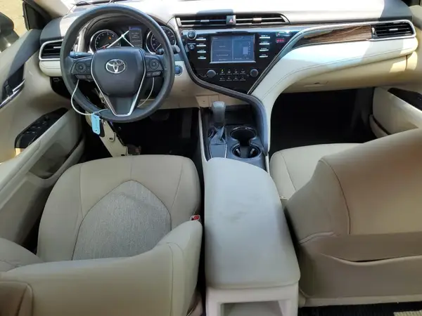 JTNB11HK7J3069135 2018 TOYOTA CAMRY - Image 8