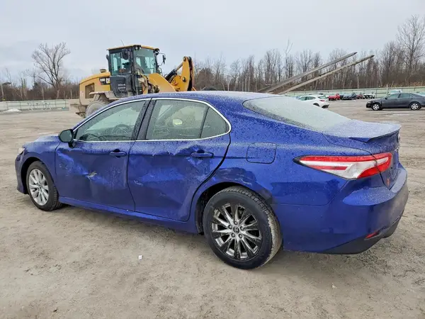 JTNB11HK8J3002799 2018 TOYOTA CAMRY - Image 2