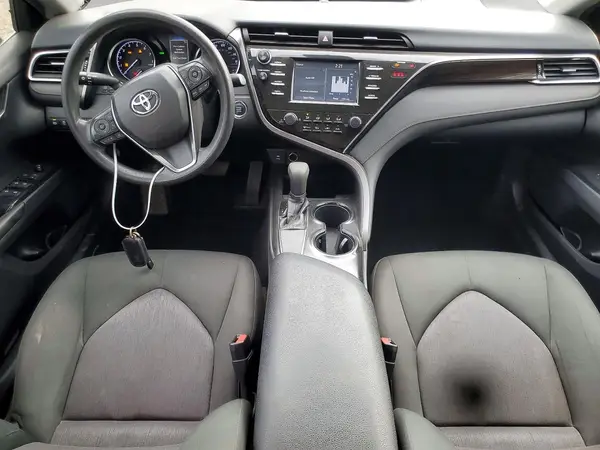 JTNB11HK8J3005301 2018 TOYOTA CAMRY - Image 8