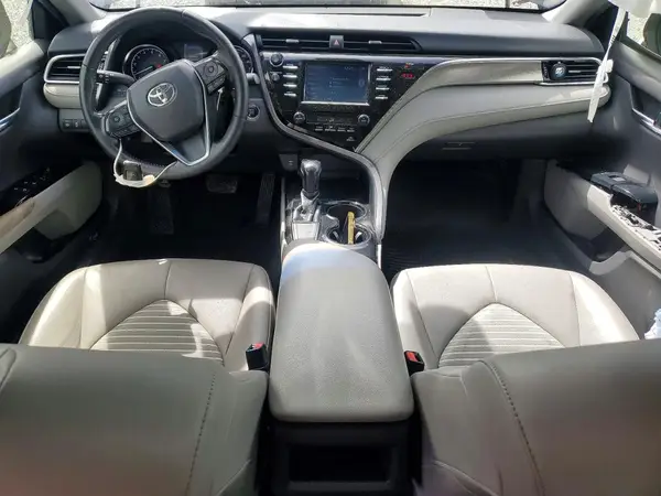 JTNB11HK8J3005329 2018 TOYOTA CAMRY - Image 8
