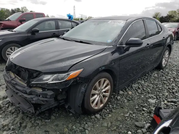 JTNB11HK8J3005556 2018 TOYOTA CAMRY - Image 1