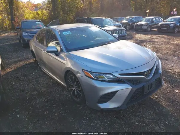 JTNB11HK8J3012037 2018 TOYOTA CAMRY - Image 1