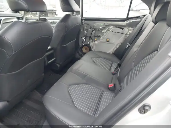 JTNB11HK8J3016430 2018 TOYOTA CAMRY - Image 8