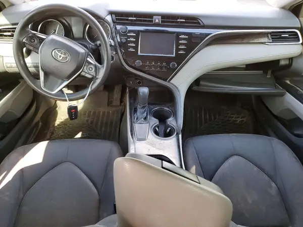 JTNB11HK8J3019358 2018 TOYOTA CAMRY - Image 8