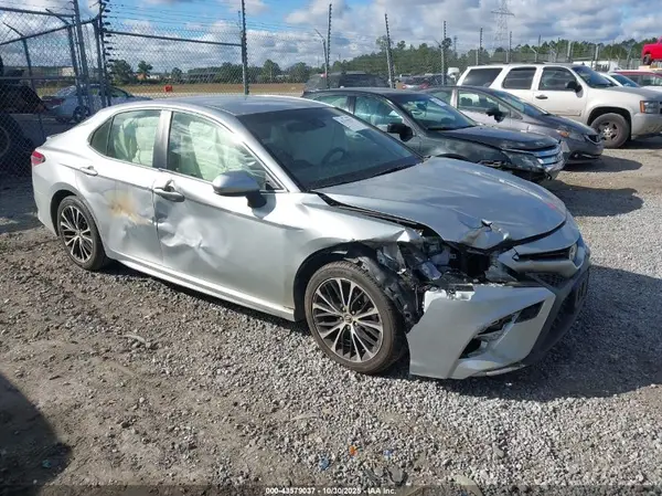 JTNB11HK8J3020638 2018 TOYOTA CAMRY - Image 1