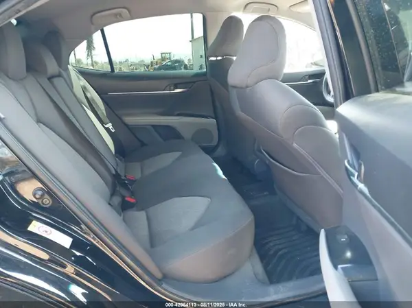 JTNB11HK8J3027072 2018 TOYOTA CAMRY - Image 8