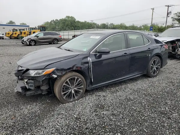 JTNB11HK8J3030201 2018 TOYOTA CAMRY - Image 1