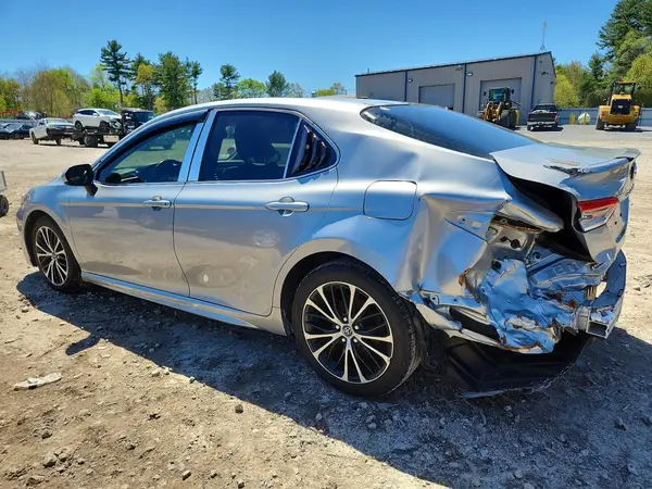 JTNB11HK8J3032045 2018 TOYOTA CAMRY - Image 2