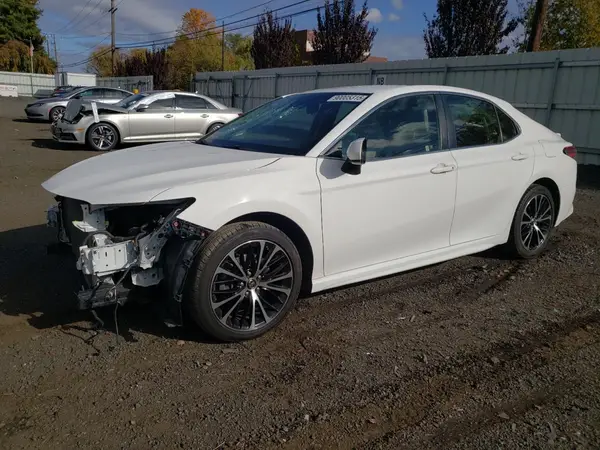 JTNB11HK8J3032885 2018 TOYOTA CAMRY - Image 1